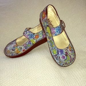 Like new - Alegria by PG Lite - size 37